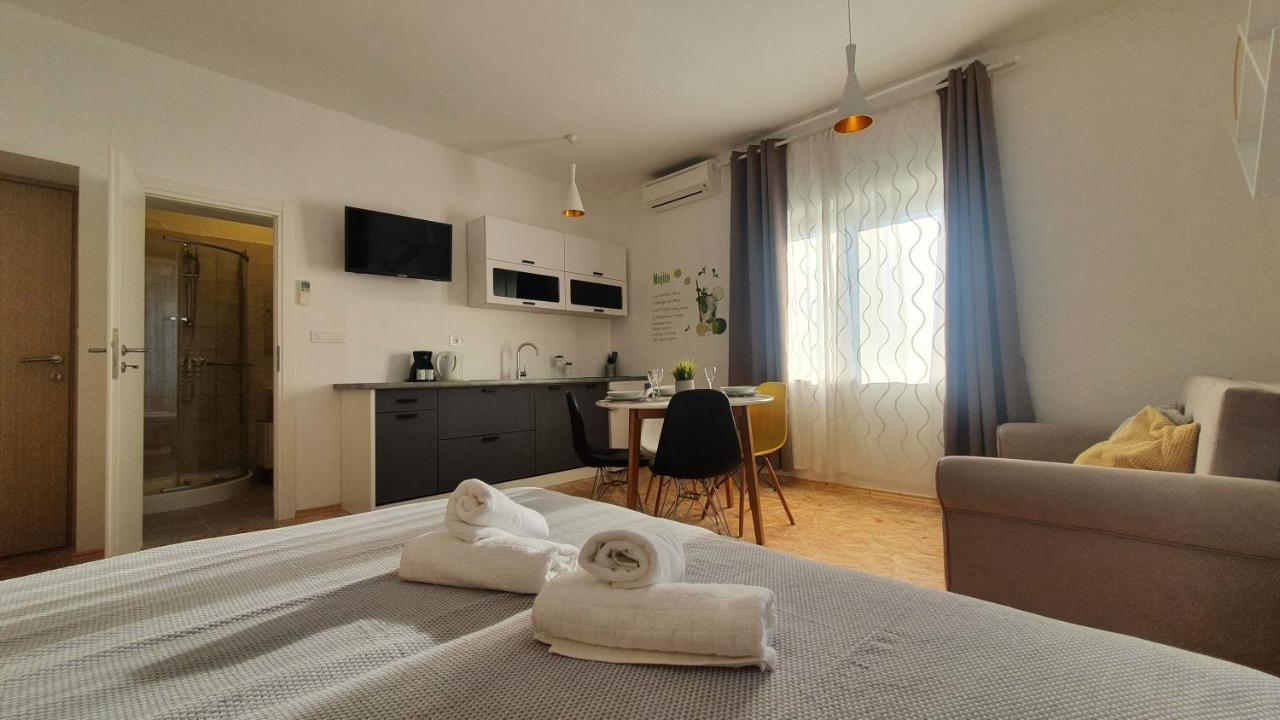 Istrianka Apartment PUY Eksteriør bilde