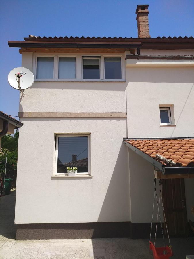 Istrianka Apartment PUY Eksteriør bilde
